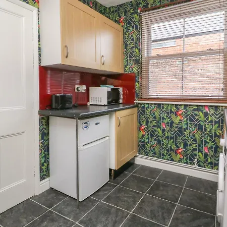 Flat 2 * York